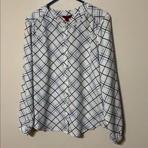 212 Collection. Large. Long sleeve blouse.